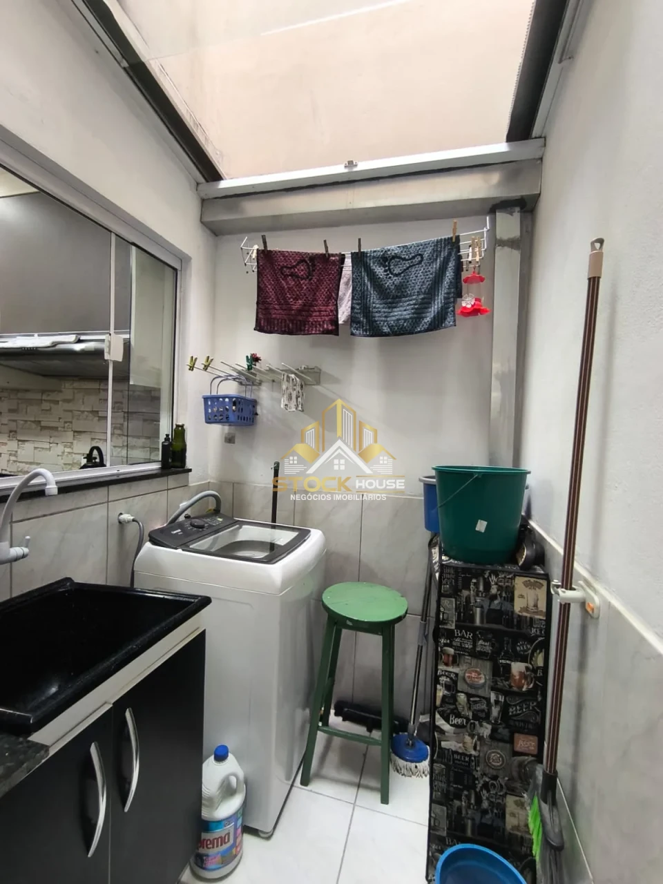 Imagens do imóveis Sobrado Geminado semi mobiliado À Venda Guanabara Joinville