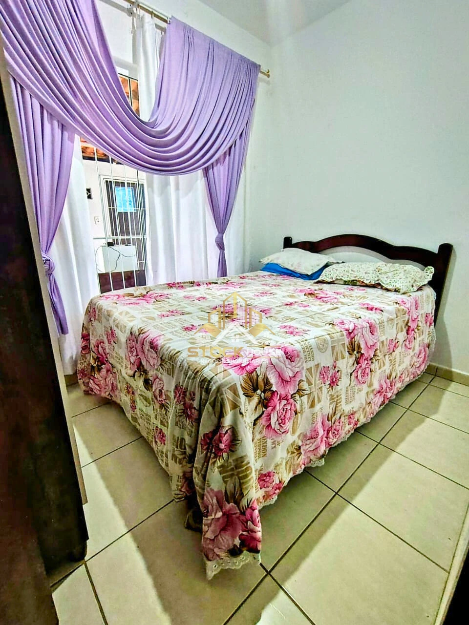 CASA GEMINADA PLANTA BAIXA, 2 QUARTOS, A VENDA EM JOINVILLE