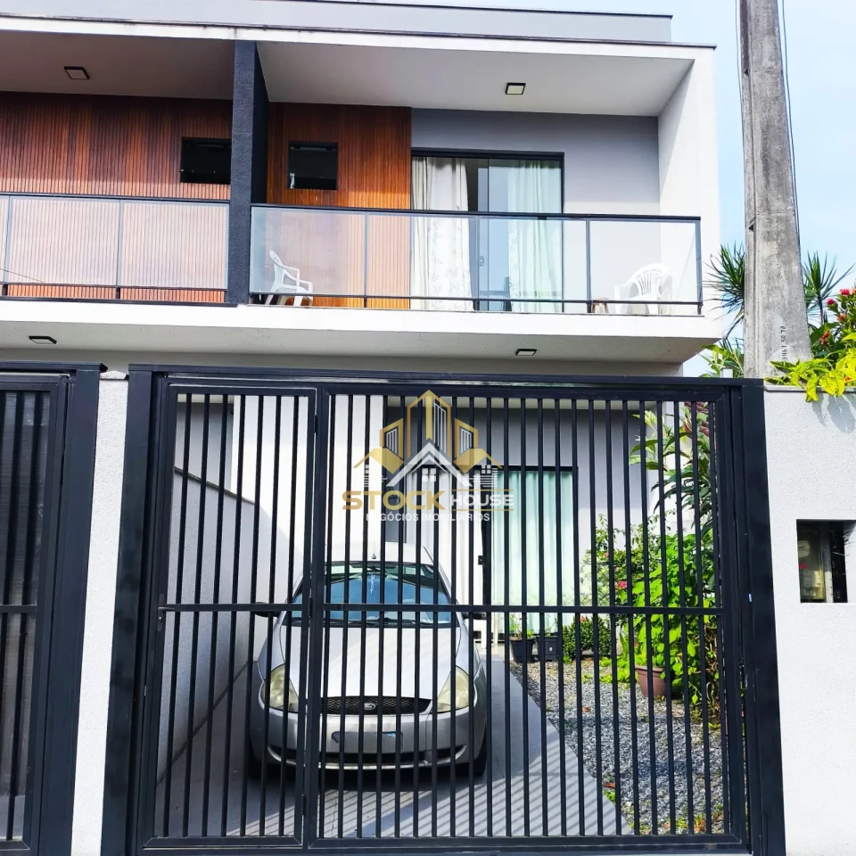 SOBRADO GEMINADO SUÍTE + 1 QUARTO A VENDA EM JOINVILLE