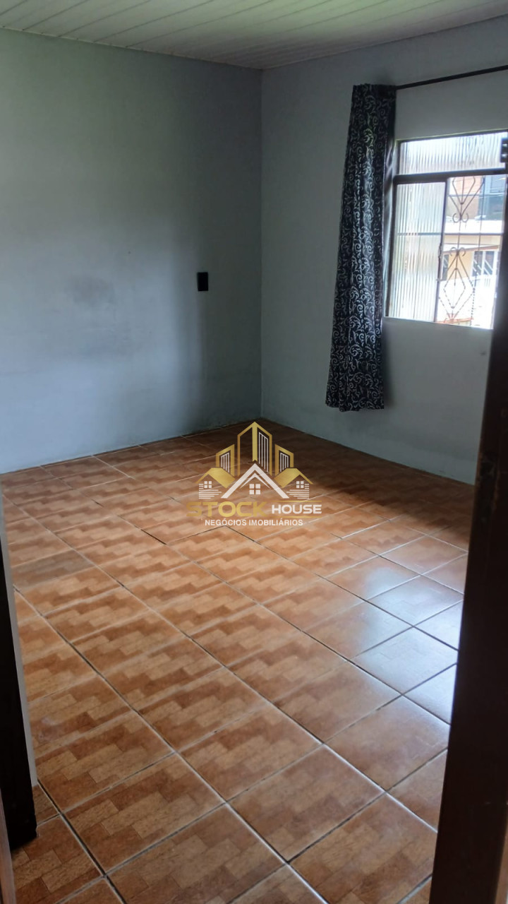 OPORTUNIDADE CASA 1 SUÍTE + 3 QUARTOS BAIRRO BOEHMERWALD