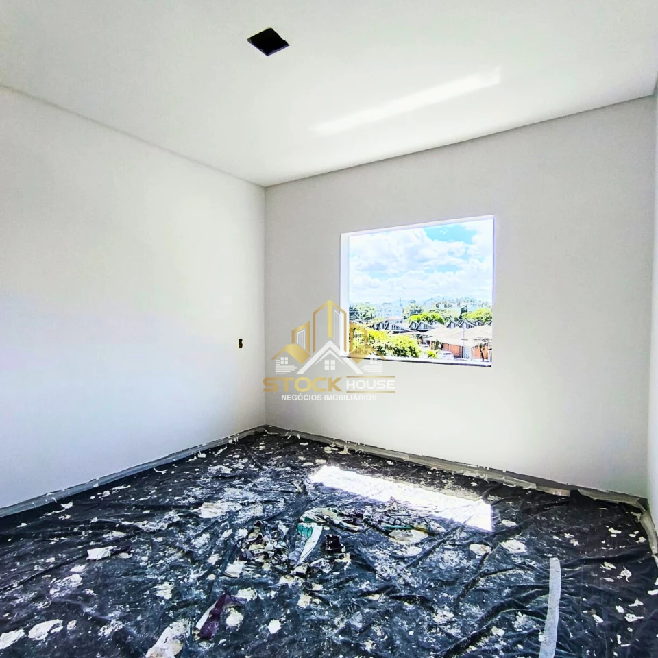 SOBRADO GEMINADO NOVO, 1 SUÍTE + 1 QUARTO, A VENDA EM JOINVILLE