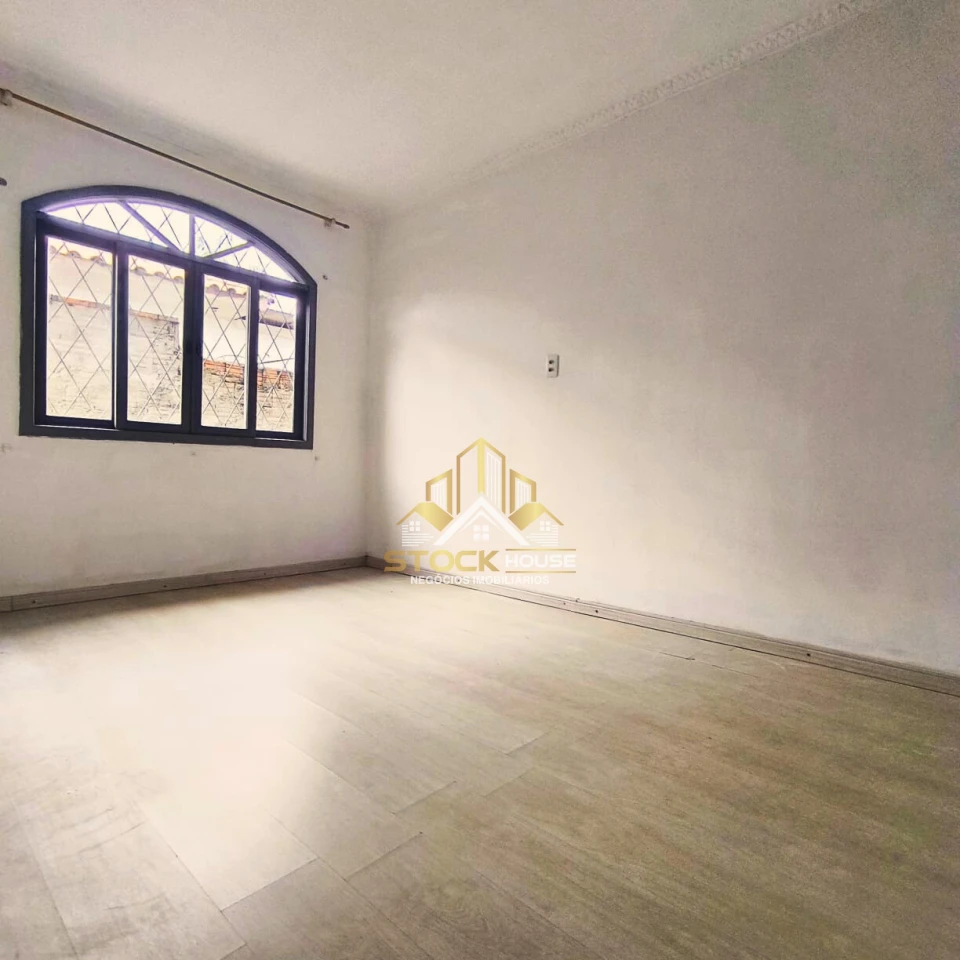 Imagens do imóveis CASA AVERBADA, SUÍTE + 2 QUARTOS, A VENDA EM JOINVILLE