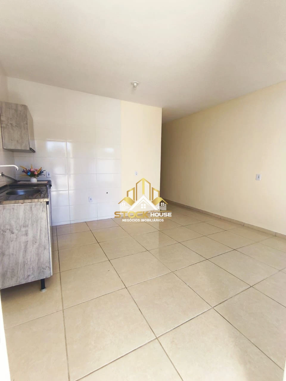 CASA GEMINADA 1 SUÍTE + 1 QUARTO BAIRRO PORTO GRANDE ARAQUARI
