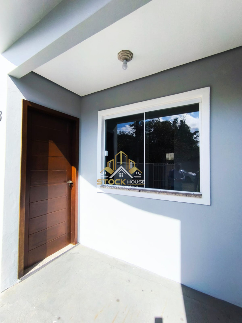 SOBRADO GEMINADO 2 QUARTOS BAIRRO ESPINHEIROS