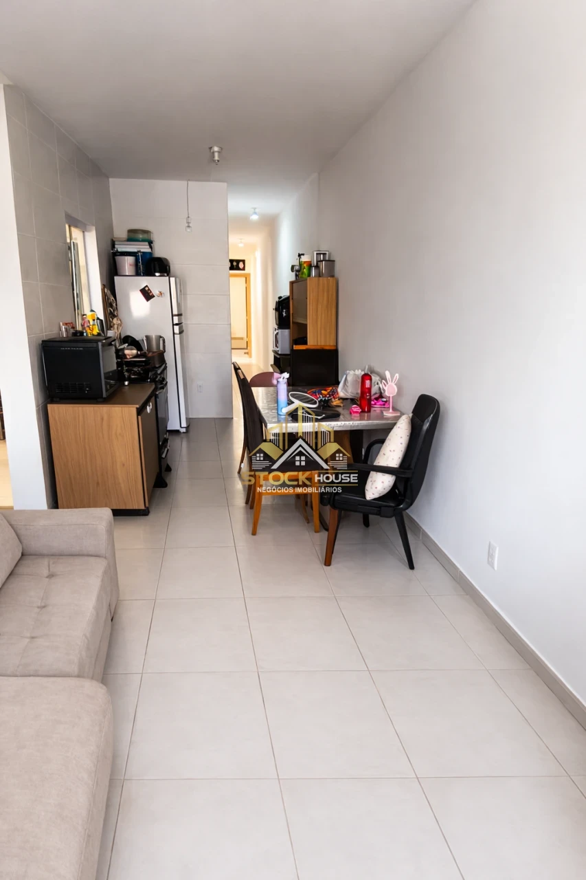 CASA GEMINADA COM 3 QUARTOS