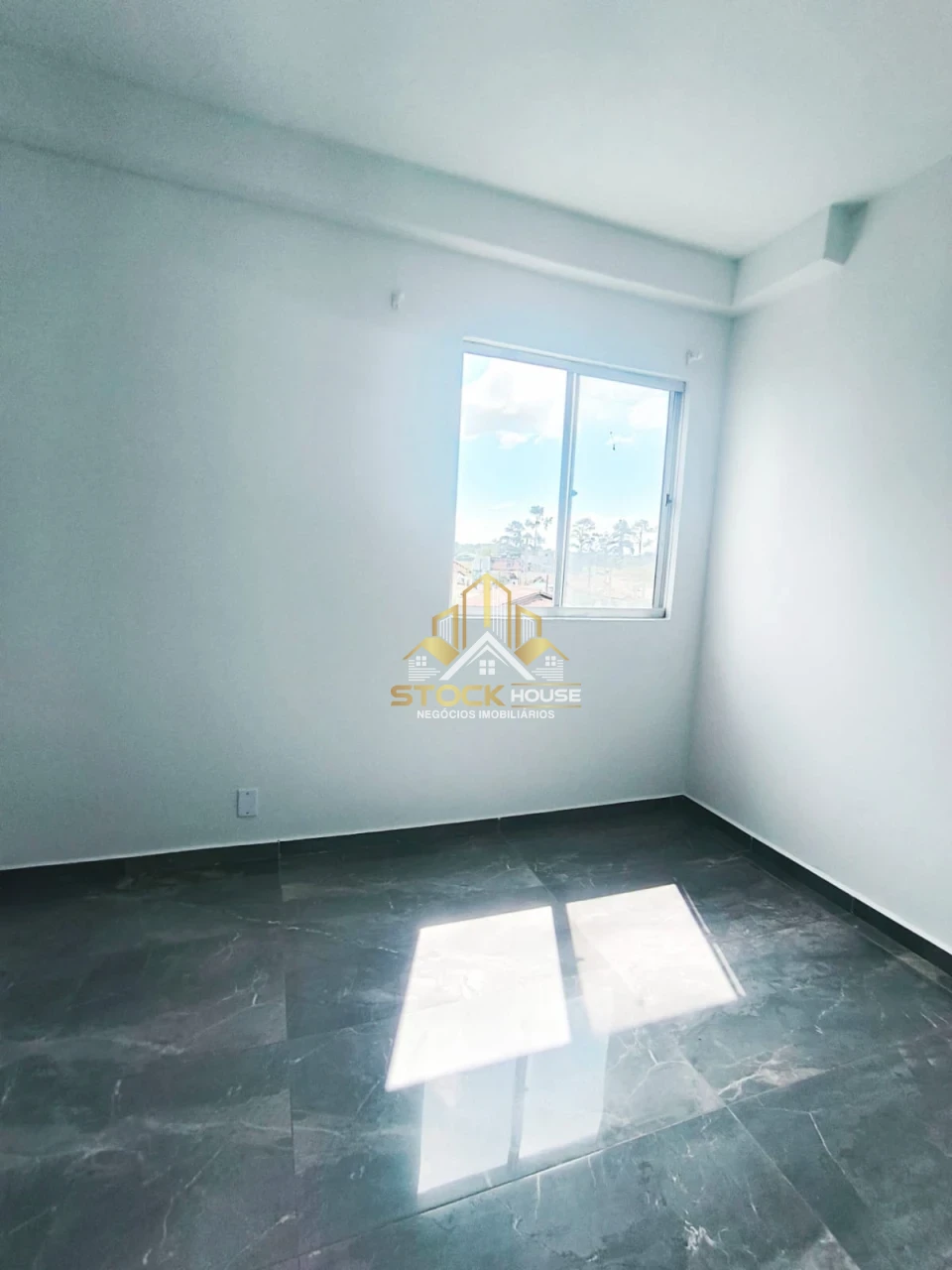 LINDO APARTAMENTO NA ZONA SUL