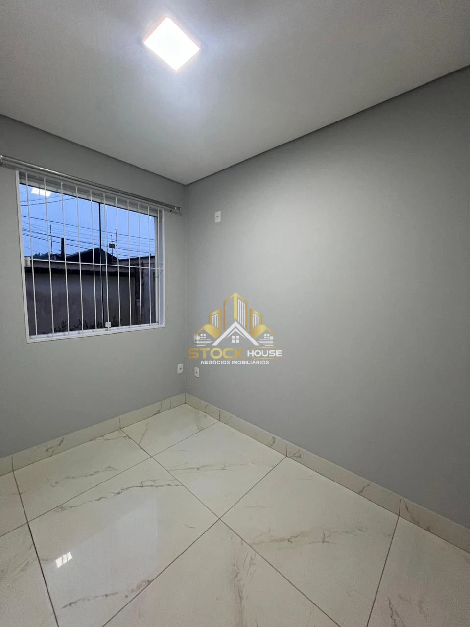Imagens do imóveis LINDO APARTAMENTO SEMI MOBILIADO 2 QUARTOS BAIRRO GUANABARA