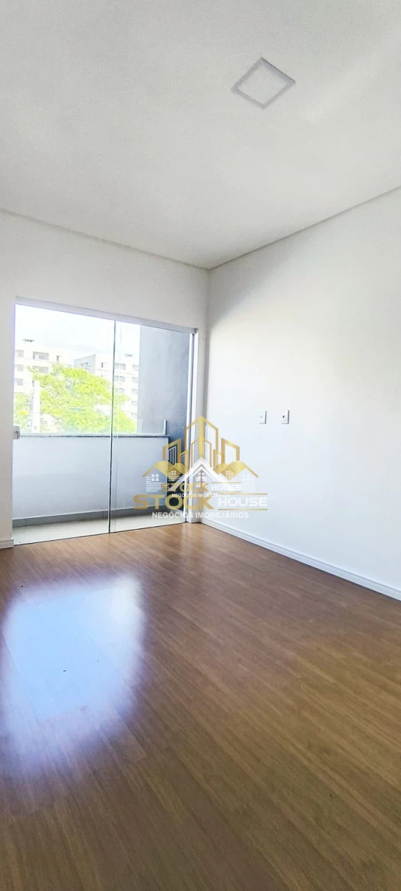 Casa Geminada À Venda Espinheiros Joinville