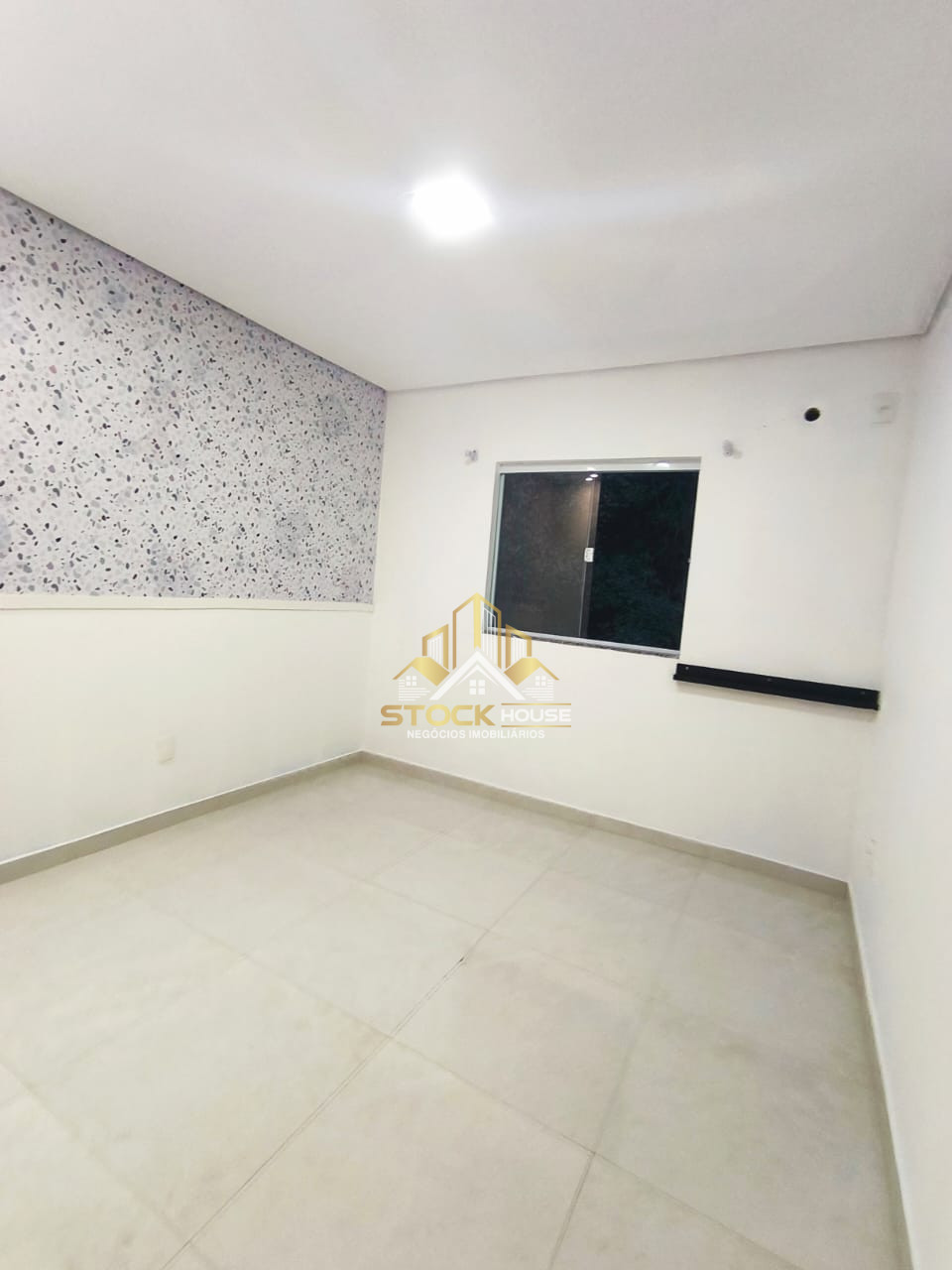 Imagens do imóveis SOBRADO GEMINADO SEMI MOBILIADO 2 QUARTOS BAIRRO BOEHMERWALD