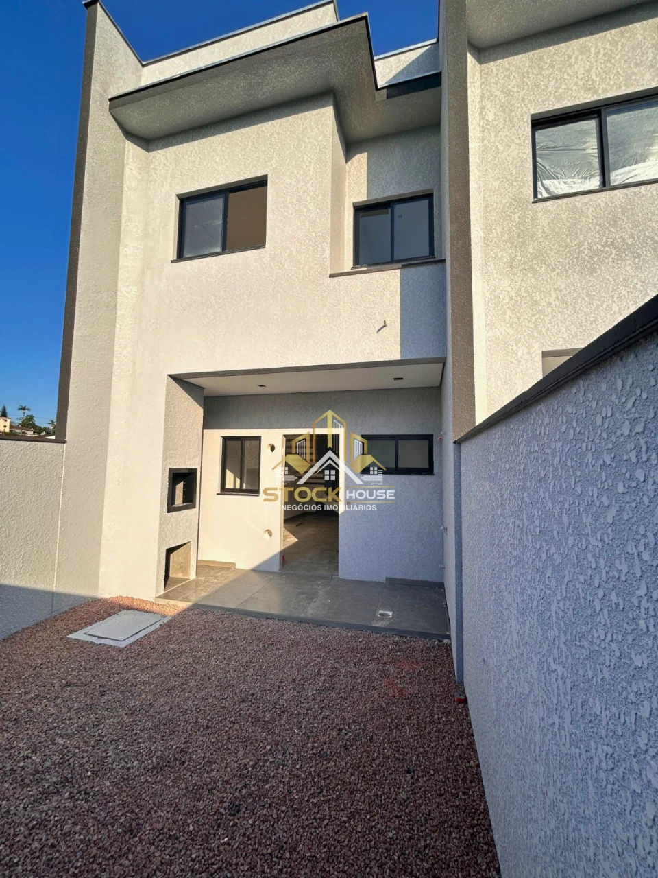 LANÇAMENTO SOBRADO GEMINADO, SUÍTE + 2 QUARTOS EM JOINVILLE