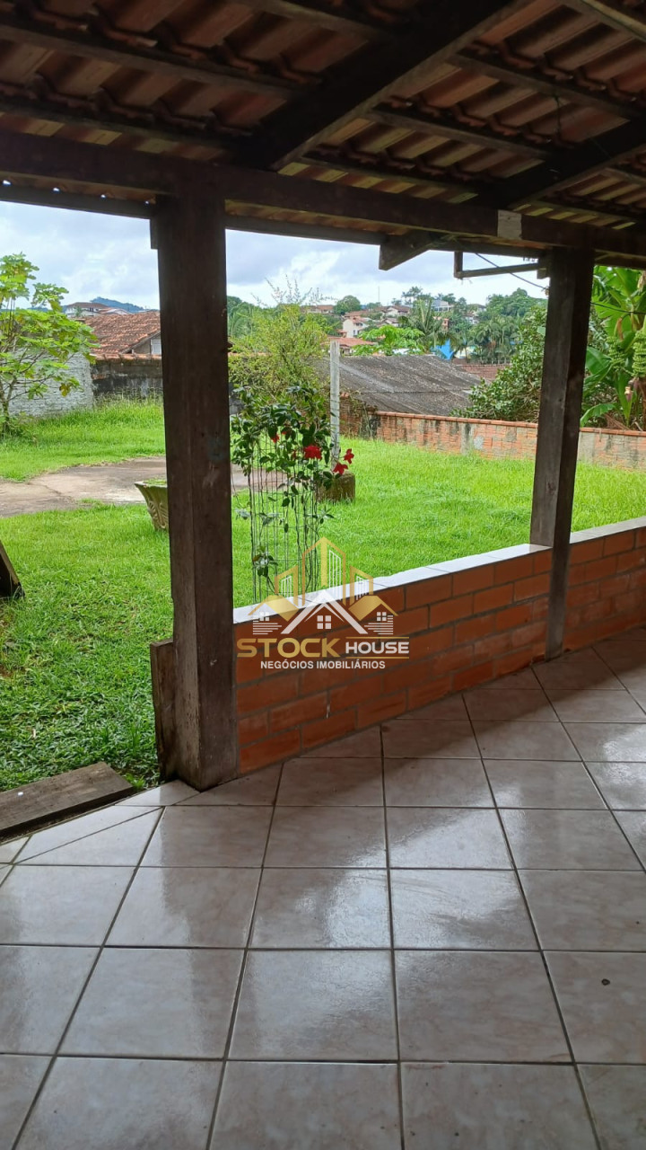 OPORTUNIDADE CASA 1 SUÍTE + 3 QUARTOS BAIRRO BOEHMERWALD