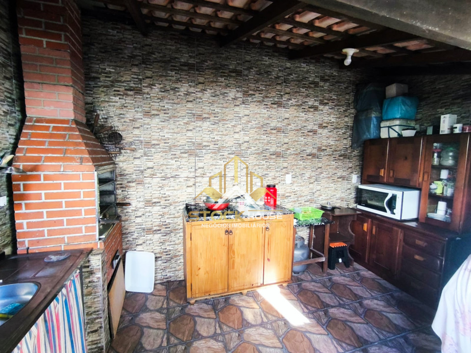 Imagens do imóveis OPORTUNIDADE CASA GEMINADA PLANTA BAIXA SEMI MOBILIADO BAIRRO ESPINHEIRO