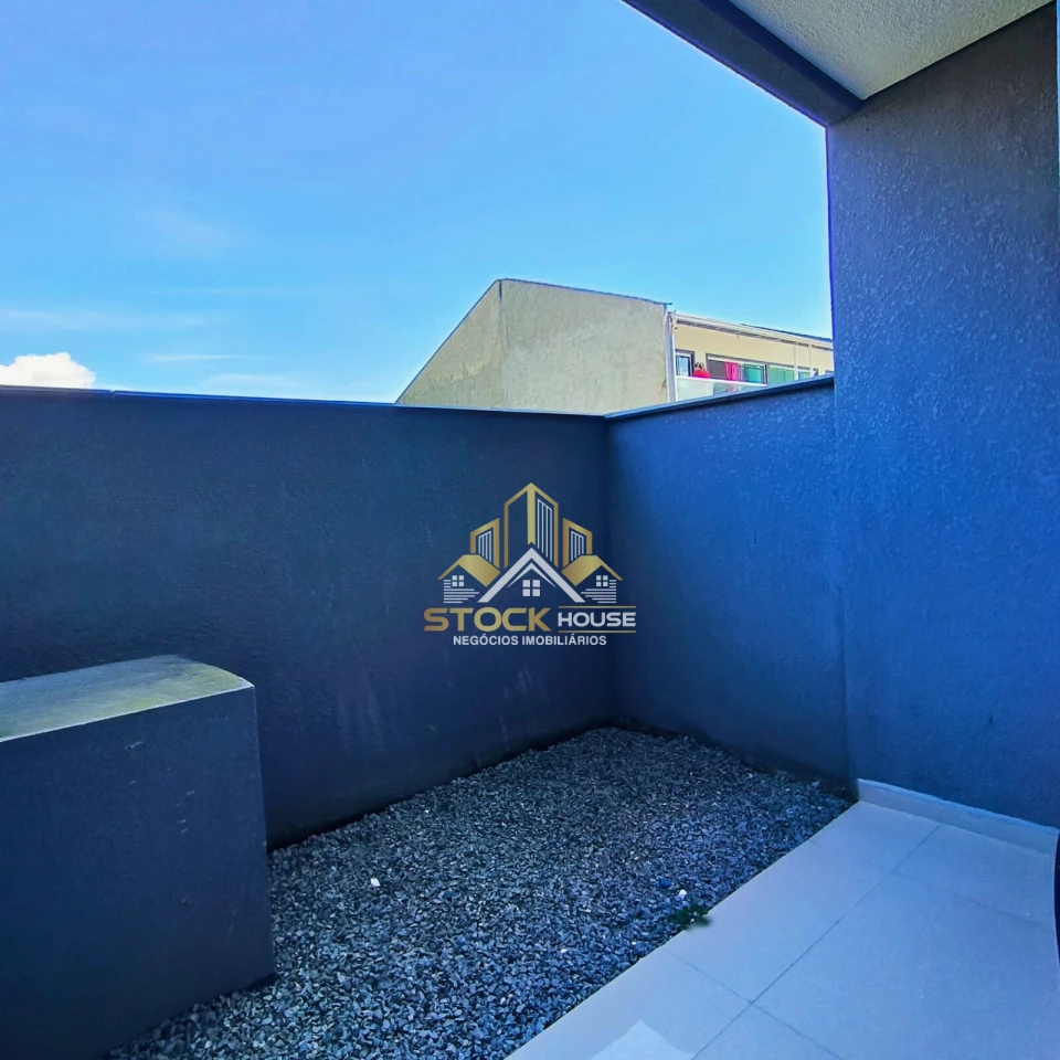 SOBRADO GEMINADO COM 2 SUÍTES, A VENDA EM JOINVILLE