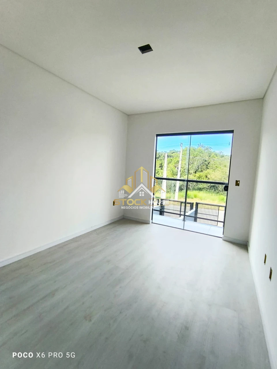 Imagens do imóveis SOBRADO GEMINADO NOVO