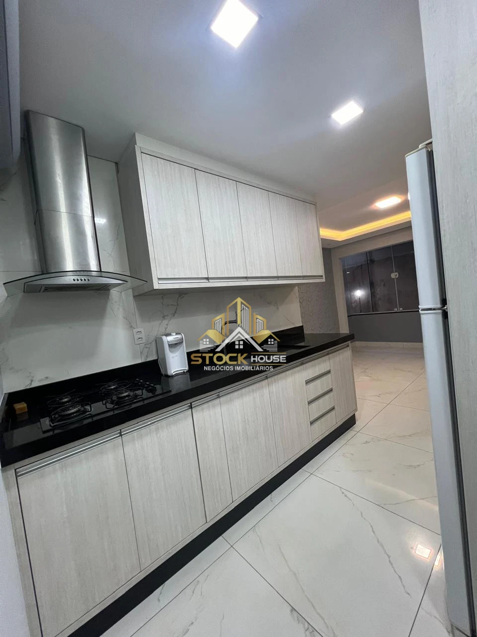 Imagens do imóveis LINDO APARTAMENTO SEMI MOBILIADO 2 QUARTOS BAIRRO GUANABARA