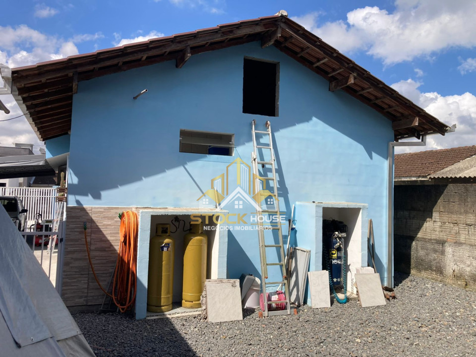 Imagens do imóveis LINDA CASA COM 1 SUÍTE + 2 QUARTOS BAIRRO MORRO DO MEIO
