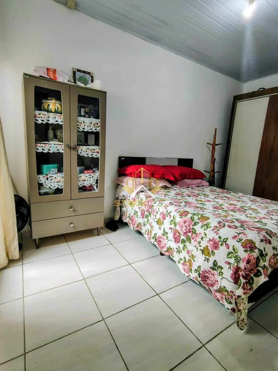 CASA DE ESQUINA NA ZONA SUL