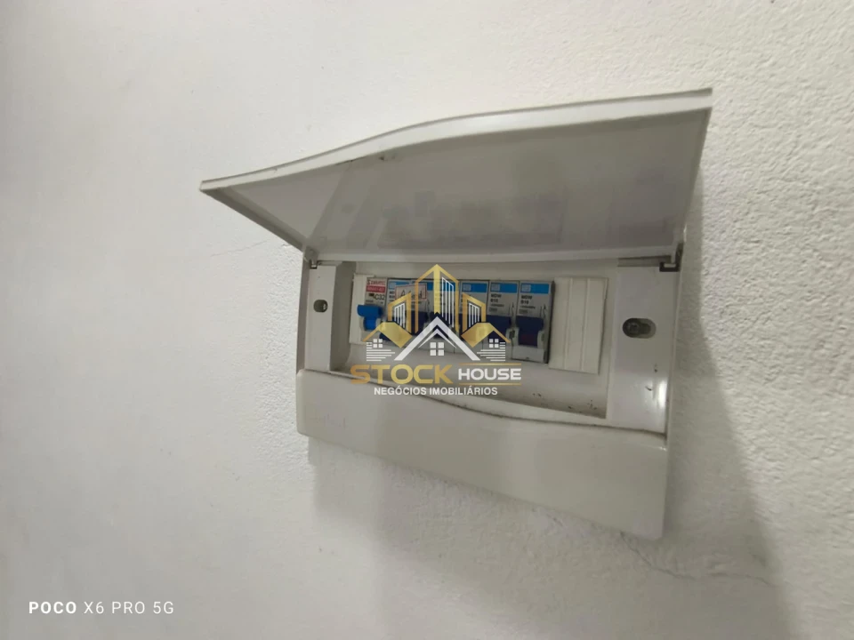 Imagens do imóveis Sobrado Geminado com piscina à venda