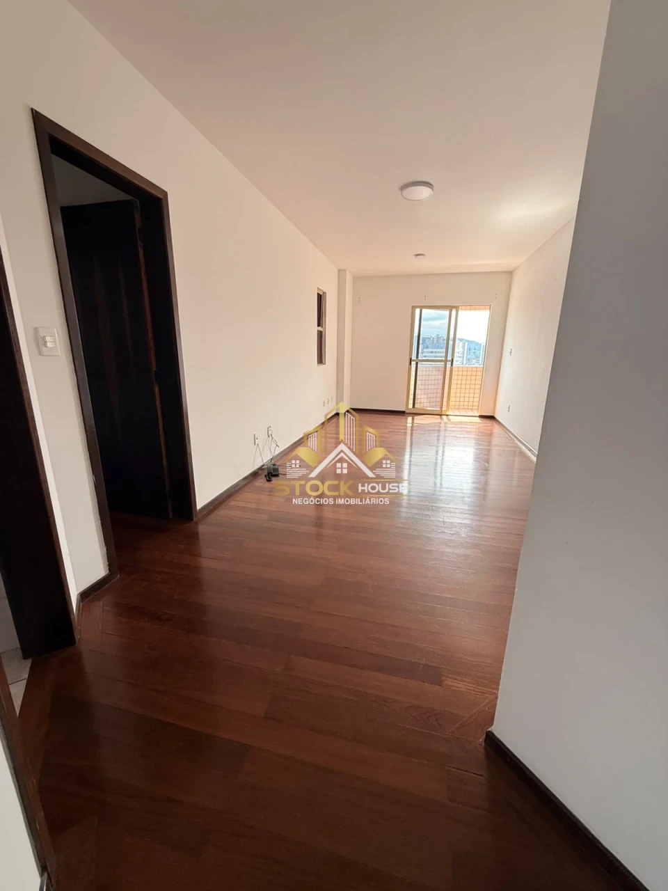 Imagens do imóveis APARTAMENTO COM LOCALIZAÇÃO PRIVILEGIA