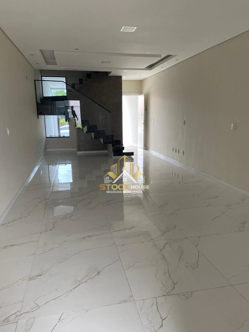 Imagens do imóveis SOBRADO GEMINADO NOVO,  SUÍTE + 2 QUARTOS, A VENDA EM JOINVILLE
