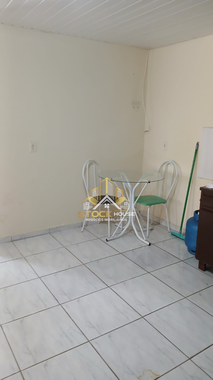 OPORTUNIDADE CASA 1 SUÍTE + 3 QUARTOS BAIRRO BOEHMERWALD