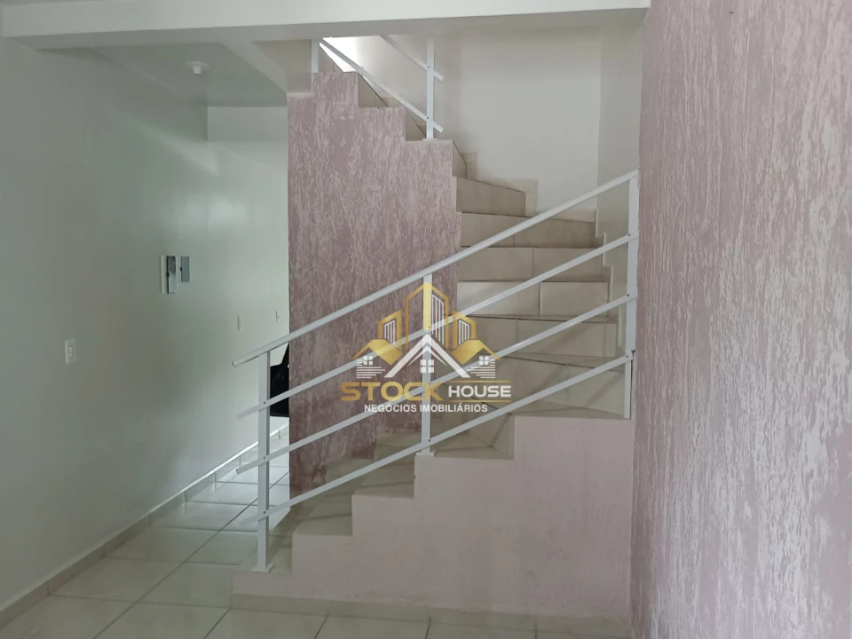 SOBRADO GEMINADO 2 QUARTOS A VENDA EM JOINVILLE