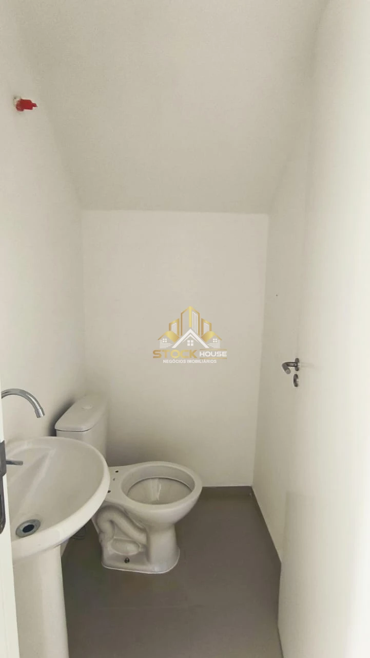 Sobrado geminado na praia