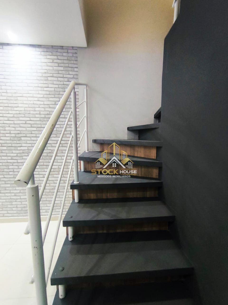 Imagens do imóveis SOBRADO GEMINADO SEMI MOBILIADO 2 QUARTOS BAIRRO BOEHMERWALD