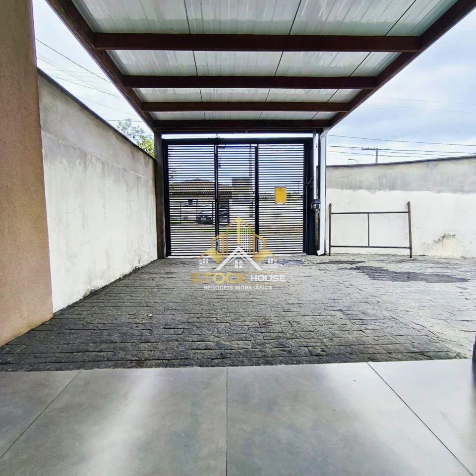 SOBRADO GEMINADO SEMI MOBILIADO, SUÍTE + 2 QUARTOS, A VENDA EM JOINVILLE