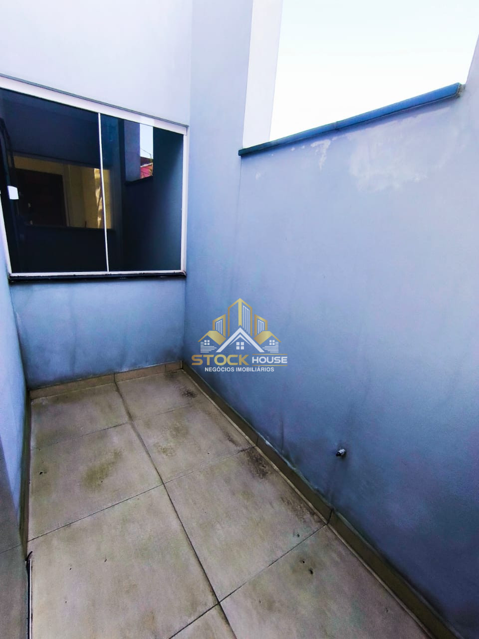 Imagens do imóveis OPORTUNIDADE CASA GEMINADA SUÍTE + 2 QUARTOS BAIRRO PARQUE GUARANI