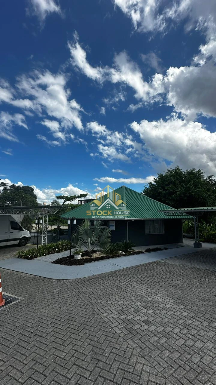 APARTAMENTO SEMI MOBILIADO, 2 QUARTOS, A VENDA EM JOINVILLE