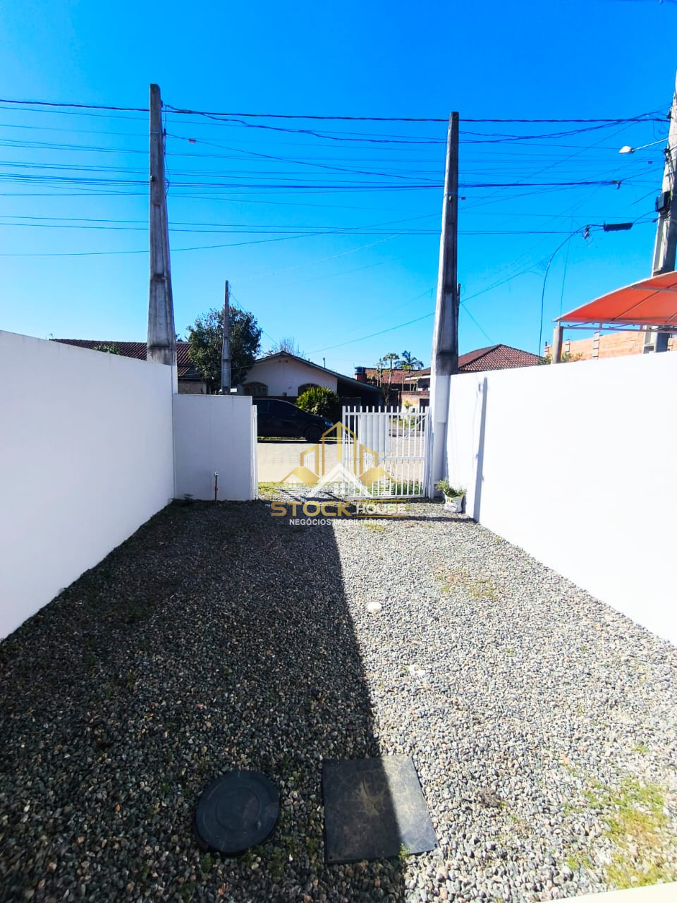 Imagens do imóveis CASA GEMINADA 1 SUÍTE + 1 QUARTO BAIRRO PORTO GRANDE ARAQUARI