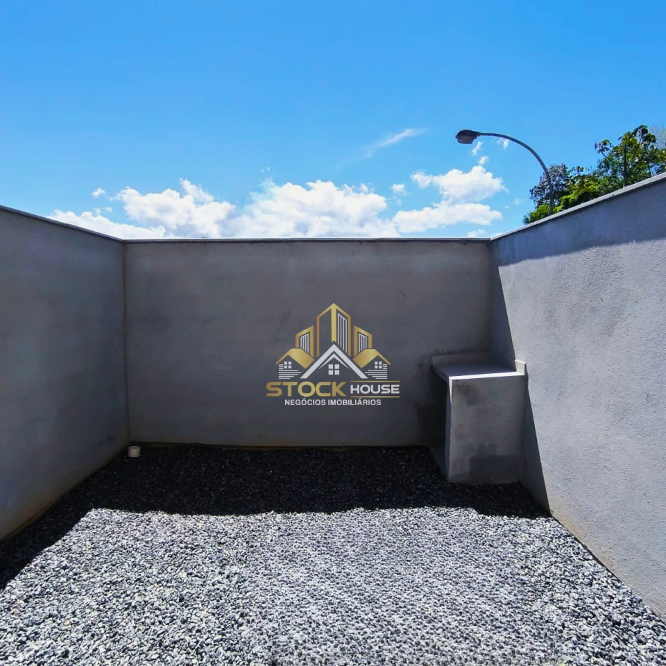 SOBRADO GEMINADO NOVO, 1 SUÍTE + 1 QUARTO, A VENDA EM JOINVILLE