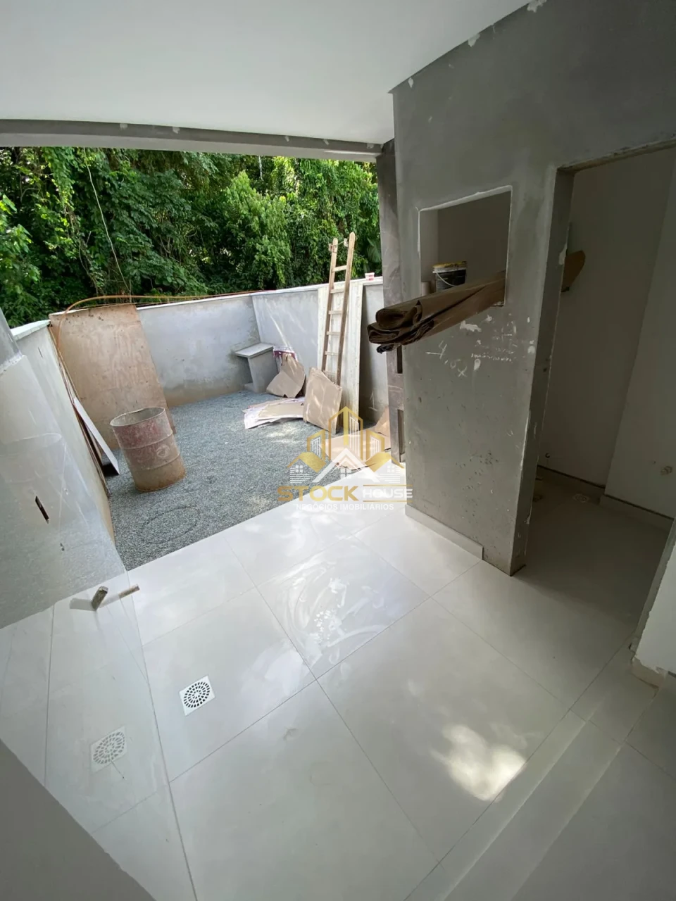 Imagens do imóveis CASA GEMINADA À VENDA FLORESTA JOINVILLE