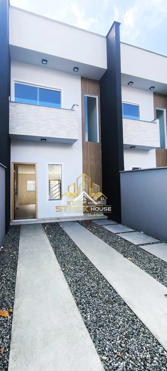 Casa Geminada À Venda Espinheiros Joinville