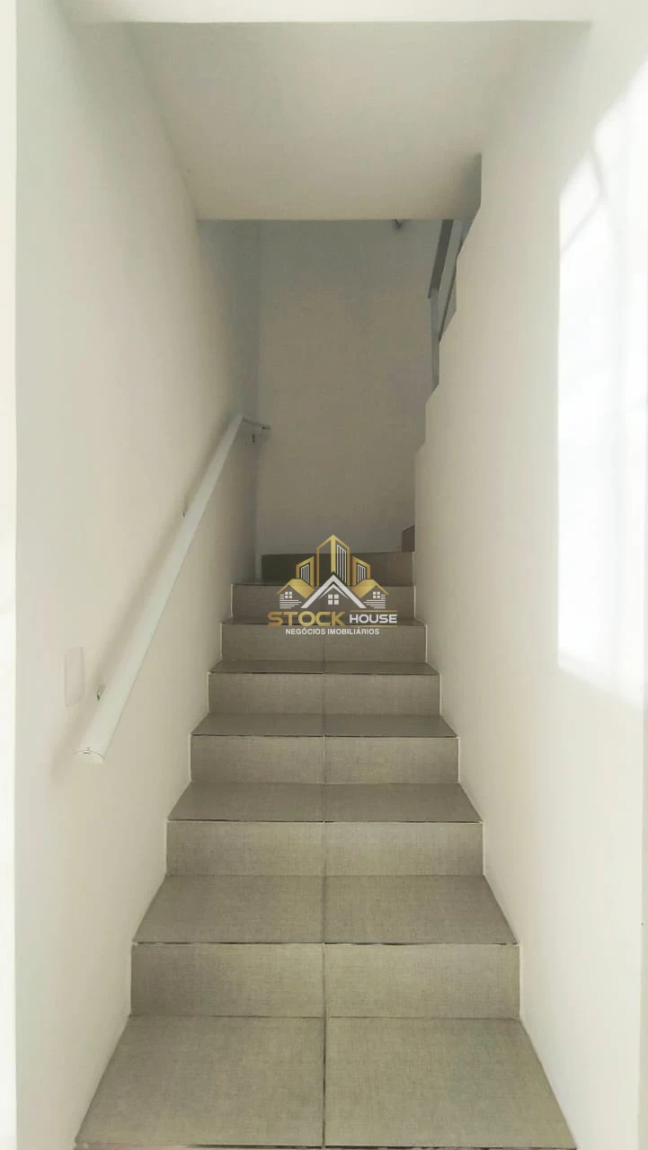 SOBRADO GEMINADO NA PRAIA