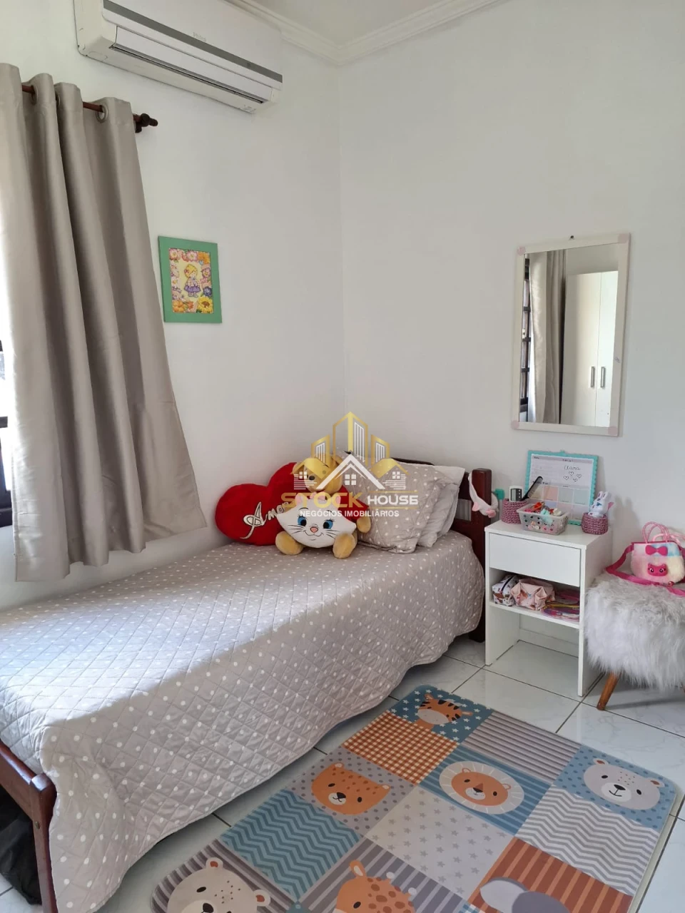 Imagens do imóveis CASA ESCRITURADA COM PISCINA