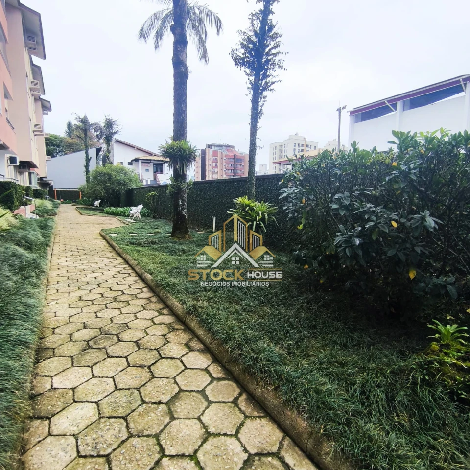 APARTAMENTO SEMI MOBILIADO 3 QUARTOS BAIRRO AMÉRICA