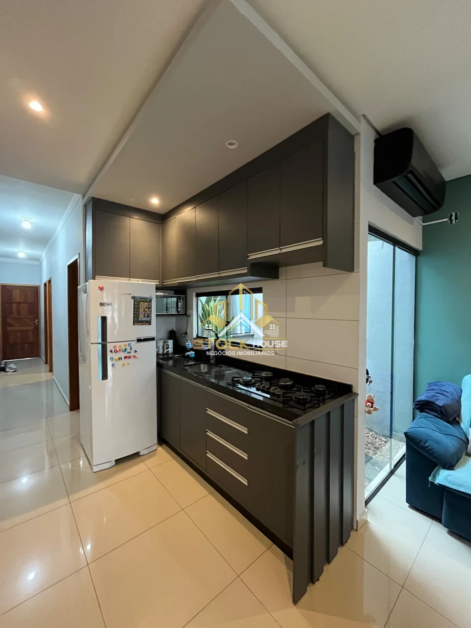Imagens do imóveis CASA GEMINADA PLANTA BAIXA