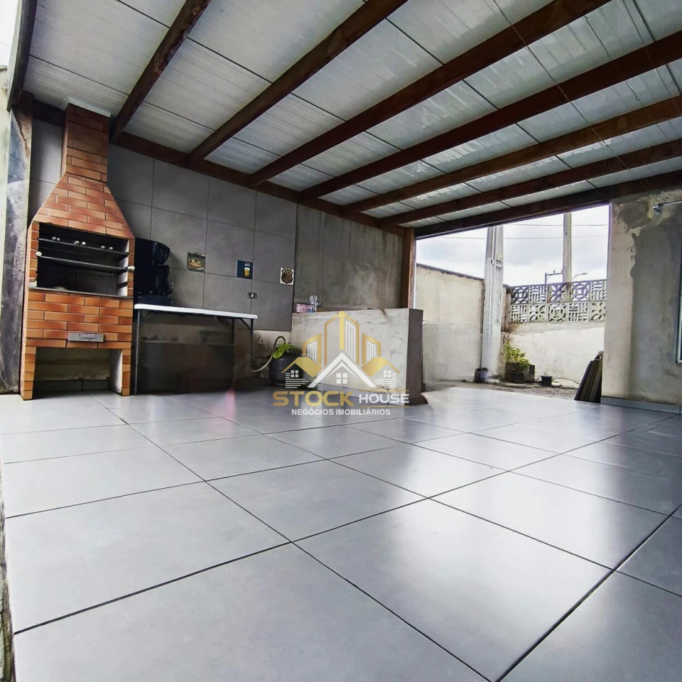 SOBRADO GEMINADO SEMI MOBILIADO, SUÍTE + 2 QUARTOS, A VENDA EM JOINVILLE