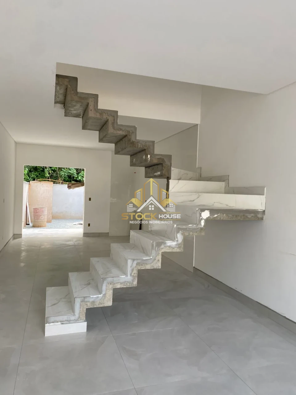Imagens do imóveis CASA GEMINADA À VENDA FLORESTA JOINVILLE