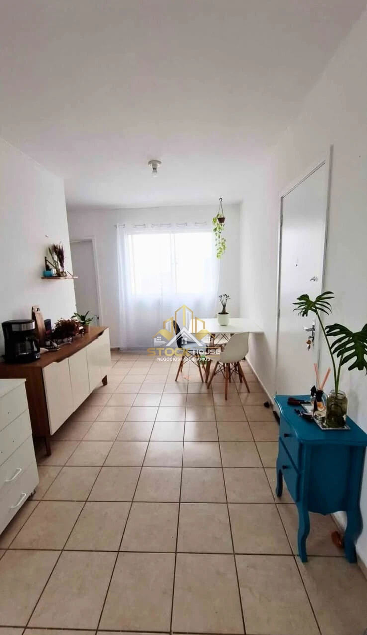 OPORTUNIDADE, APARTAMENTO SEMI MOBILIADO, 2 QUARTOS, A VENDA EM JOINVILLE
