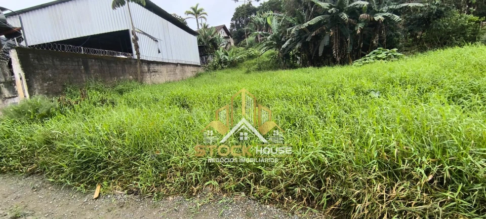 TERRENO COM 630M² A VENDA EM JOINVILLE