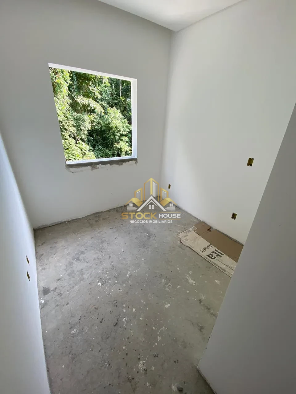 Imagens do imóveis CASA GEMINADA À VENDA FLORESTA JOINVILLE