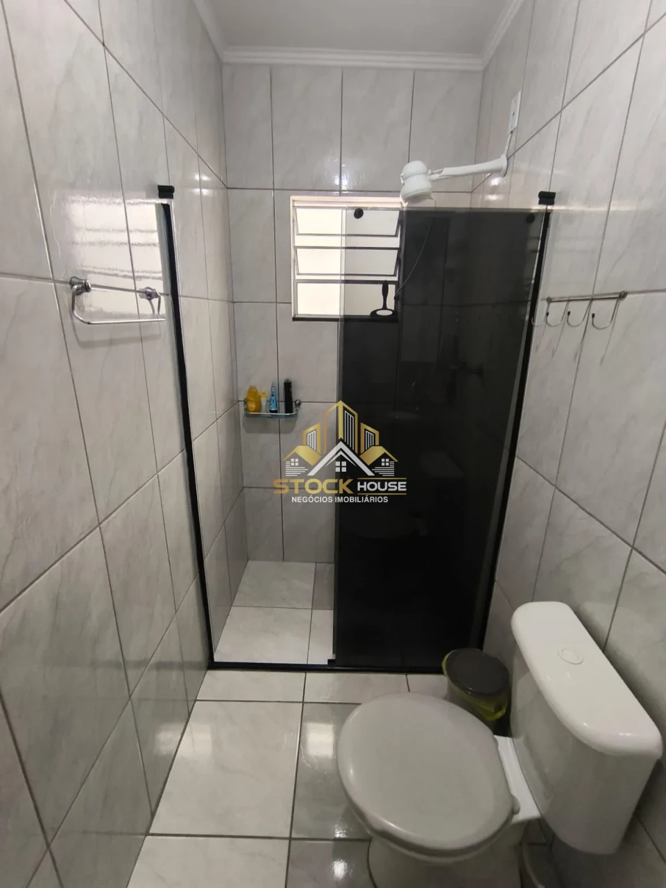 Imagens do imóveis Sobrado Geminado semi mobiliado À Venda Guanabara Joinville