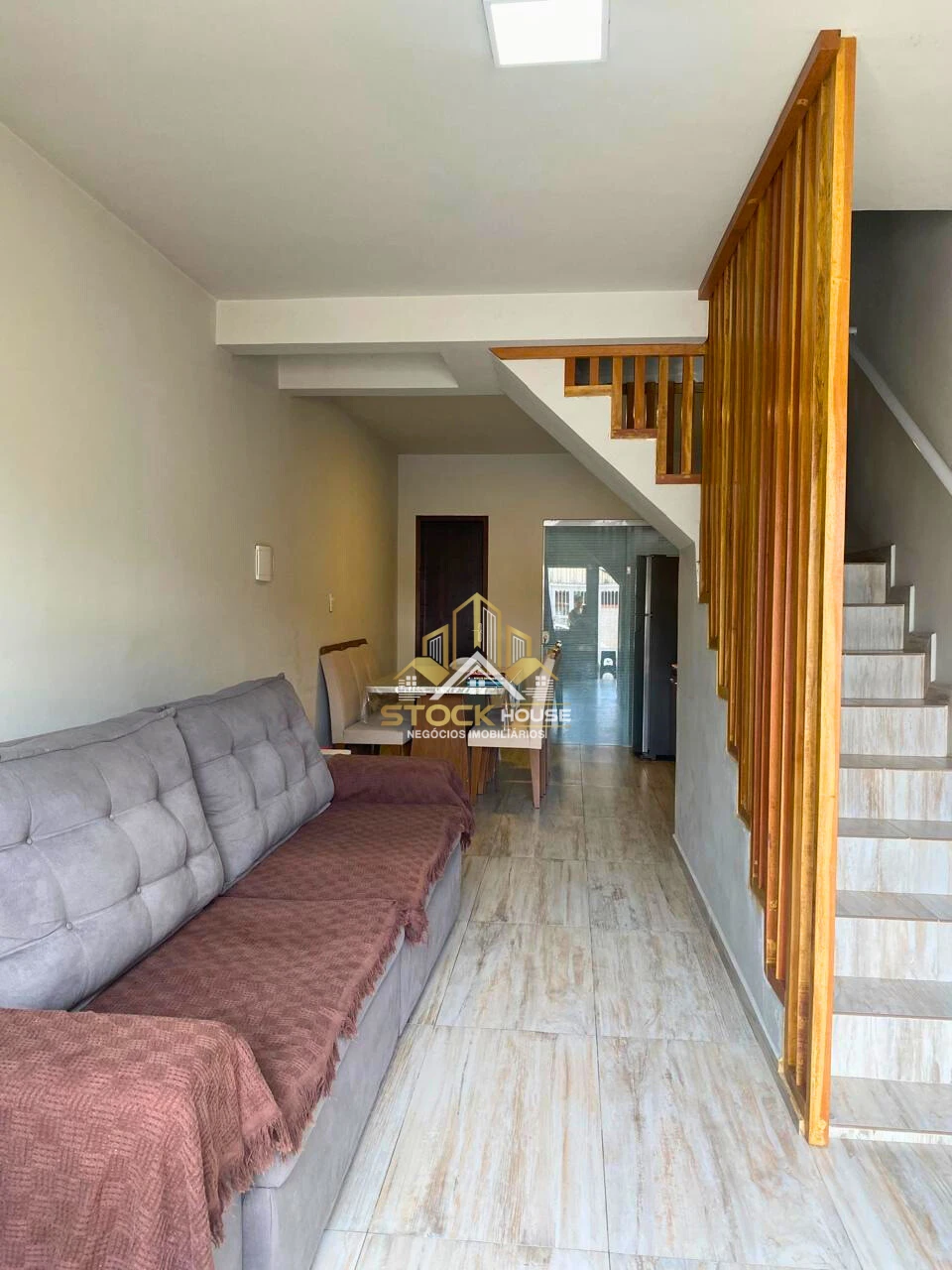 Imagens do imóveis SOBRADO GEMINADO, SUÍTE + 1 QUARTO, A VENDA EM JOINVILLE