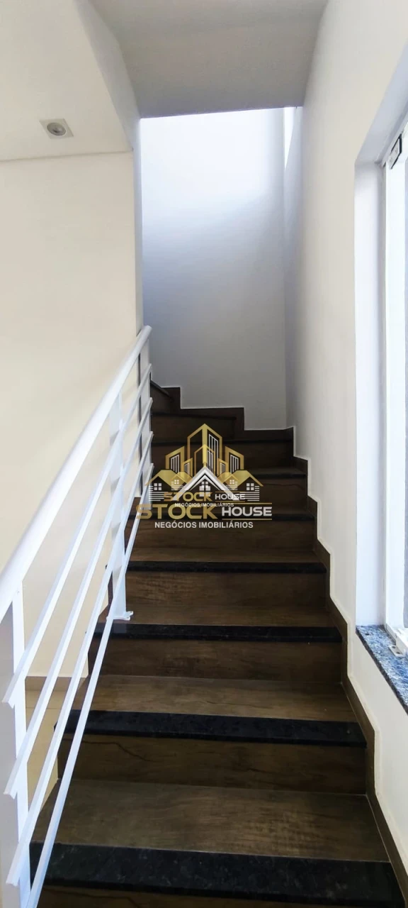 Casa Geminada À Venda Espinheiros Joinville