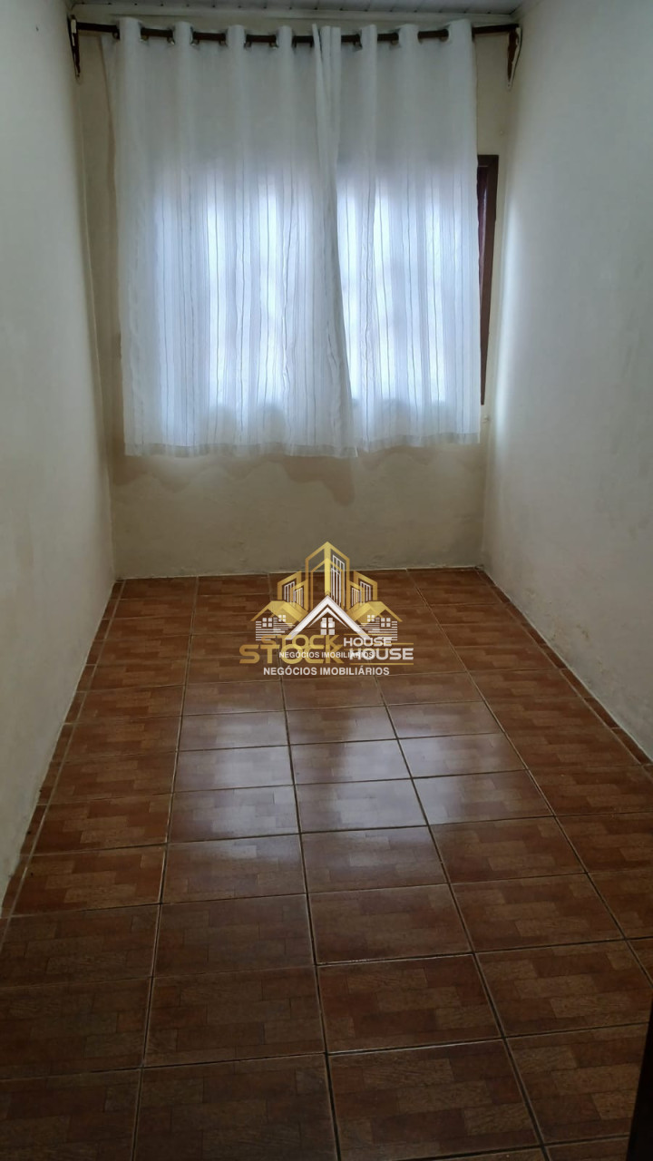 OPORTUNIDADE CASA 1 SUÍTE + 3 QUARTOS BAIRRO BOEHMERWALD