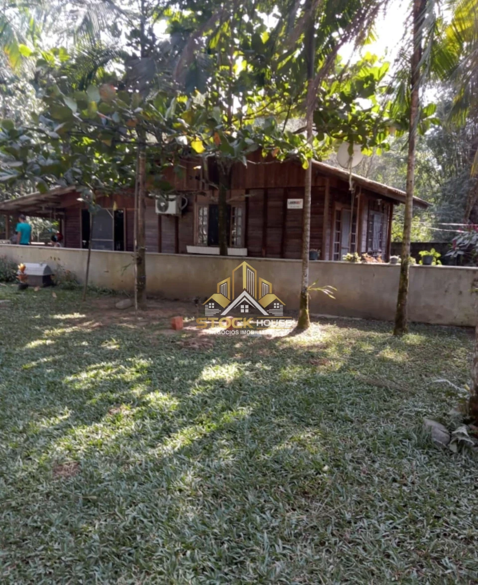 CASA  NA ZONA NORTE