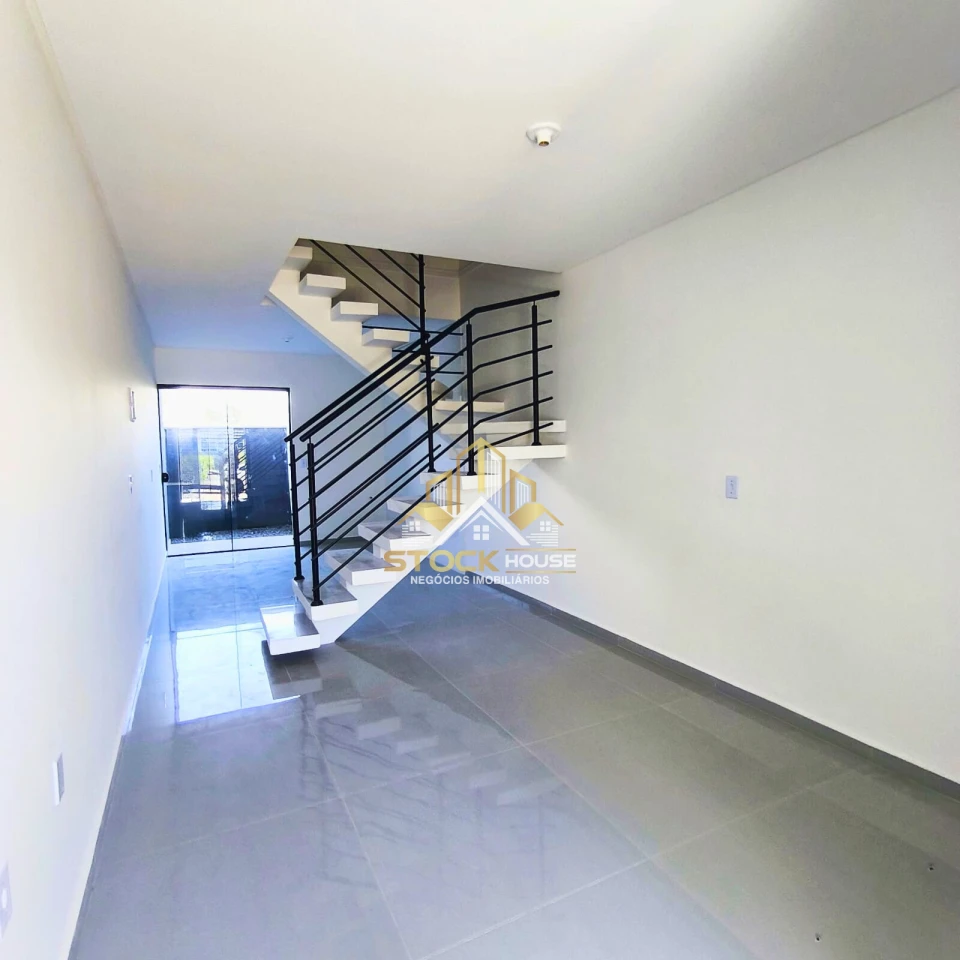 SOBRADO GEMINADO COM 2 SUÍTES, A VENDA EM JOINVILLE